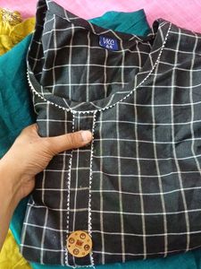 Beautiful Ethnic combo of kurtas