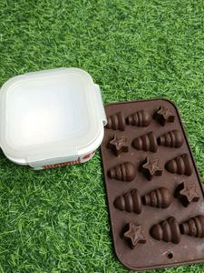 Christmas Themed Chocolate Mold &amp; Container