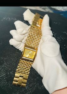 Glamorous Gold Tone Crystal Watch