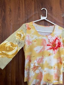 Floral Print 3/4 Sleeve Top