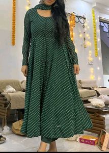 Elegant Green Striped Kurta Set with Dupatta