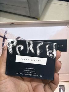 Fenty Beauty Invisimatte blush Blotting Powder