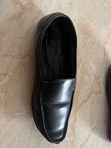 Leather Loafers - Classic Style