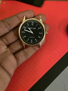 Classic Black Dial Quartz Watch