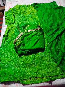 Vibrant Green Bandhani Kurta set