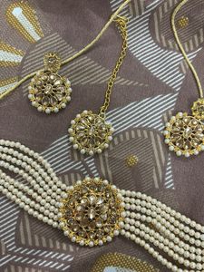 Elegant Pearl &amp; Kundan Choker Set