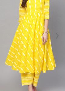 Women Yellow And White Ikat Print Kurta With Palazzos