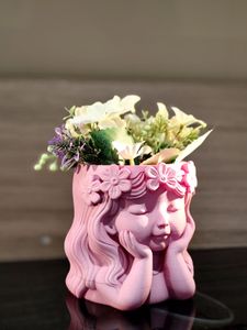 Little Girl  – Floral Planter Sculptur