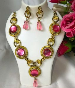 Chic Pink &amp; Gold Necklace Stone Jarkan Metal Set
