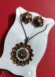 Vintage Flower Jewelry Set