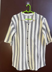 Zara Men's Short Sleeve Zigzag Pattern Shirt