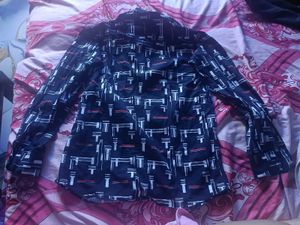 Men's Printed Button-Down Shirt