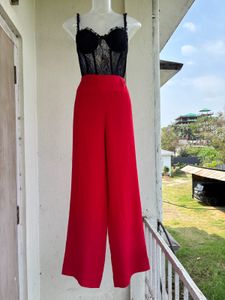 Chic Red Pants