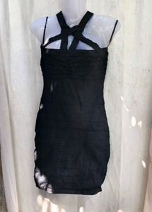 102510.Elegant Black Halter Neck Dress