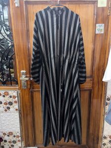 🌸 Unused Abaya