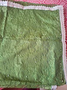Elegant Green Lace Saree with Pearl Details