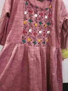 Embroidered Maternity Kurta