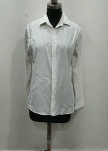 zara shirt unused....
