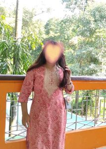 Elegant Pink Paisley Print Kurta