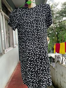 Chic Floral Print Mini Dress