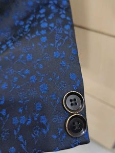 Stylish Blue Jacquard Blazer