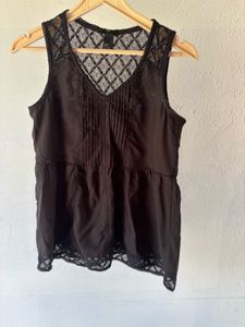 Elegant Black Lace Trimmed Sleeveless Top
