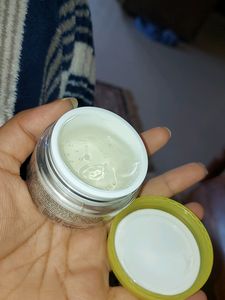 Garnier Vitamin C Serum Gel New