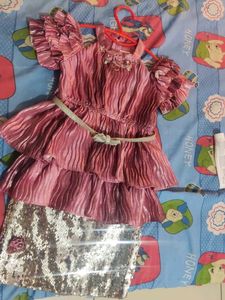 Girls shimmer Ruffle one piece💕