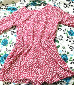 Floral Print V-neck Top