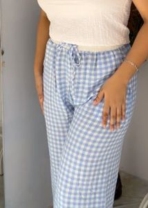 Korean check pants 😍