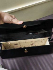 Elegant Black Croc-Embossed Clutch Bag