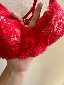 Red Lace Bra and Panty Set with removable pad