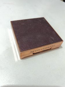 Revolution Pro Highlighter authentic and unused