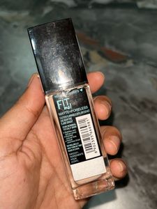 Maybelline Fit Me Matte + Poreless Foundation