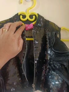 Black Jacket/shrug