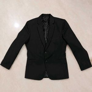 Black Formal Fitted Blazer – Size 32 (XS)