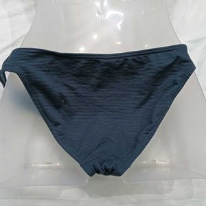 Textured ⭐Bikini Bottom