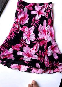 Vibrant Floral Print Skirt