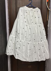 White  Skirt with Black Bows