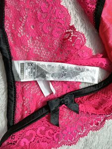 Hot Pink Lace 🤎Thong