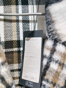 Vero Moda Plaid Coat - Stylish and Warm