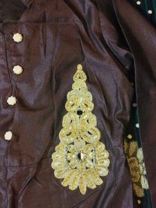Elegant Embroidered Kurta with pajama
