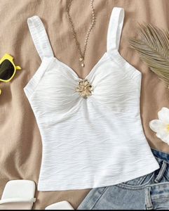 Trendy Crop Top With Flower