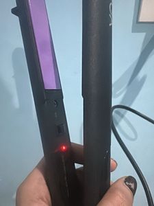 Vega Adore Hair Straightener brand new