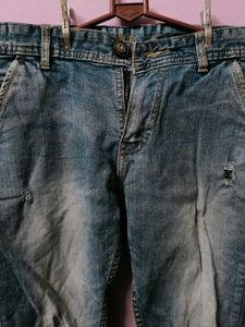 Stylish Blue Distressed Denim Jeans