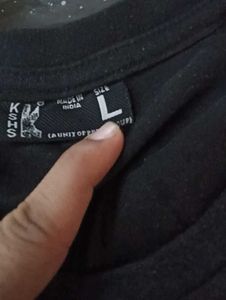 Black T-Shirt with "Good Vibes" Graphic