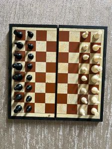 Magnetic Travel Chess Set