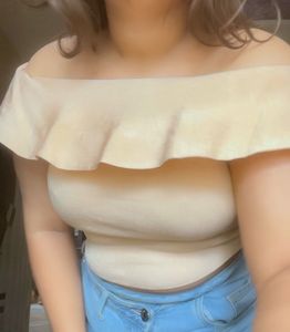 Off-Shoulder Ruffle Top