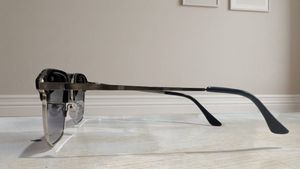 Ray-Ban Sunglasses With Bill - Box