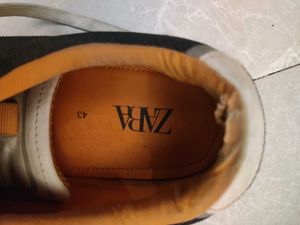 Zara sneakers used